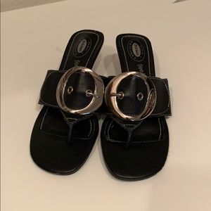 🔹DR SCHOLL’S black heeled sandal